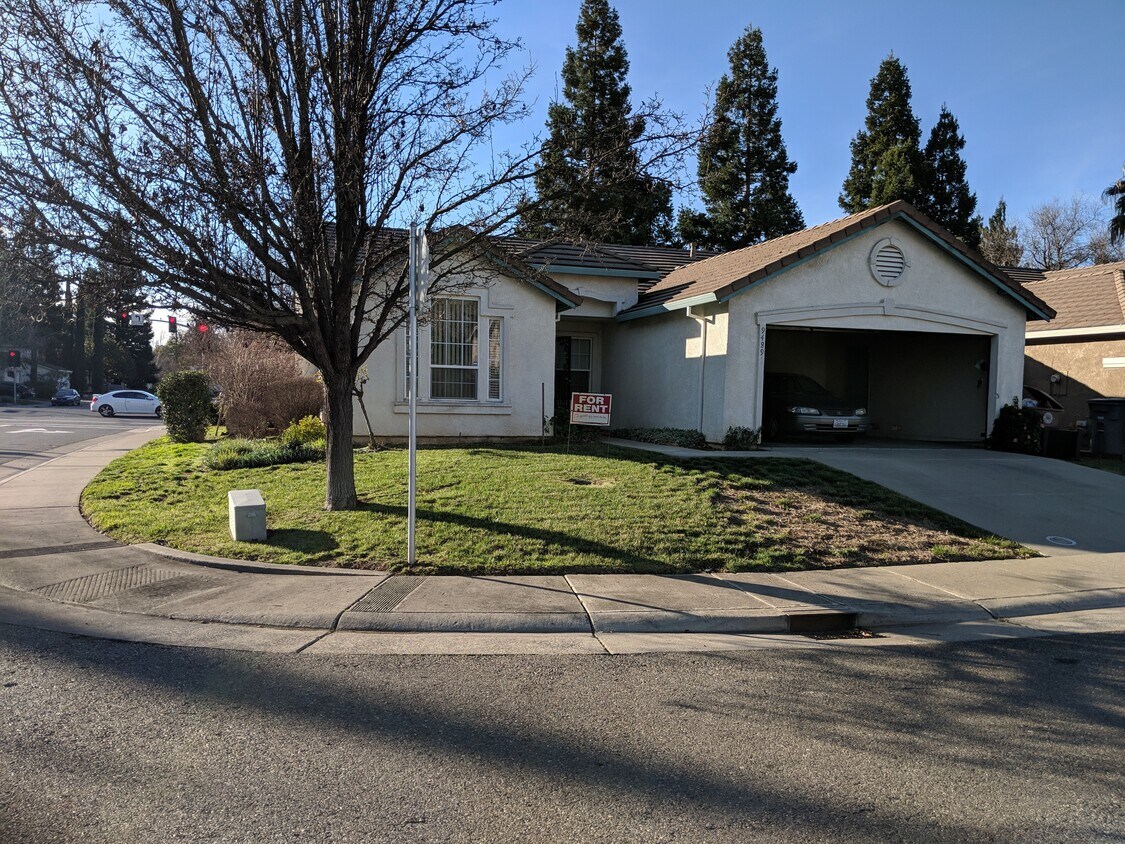 9489 Mereoak Cir, Elk Grove, CA 95758 House Rental in Elk Grove, CA