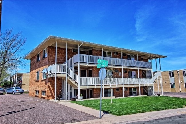 Building Photo - 5321 S Delaware St