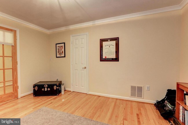 Building Photo - 208 Ridgepoint Pl