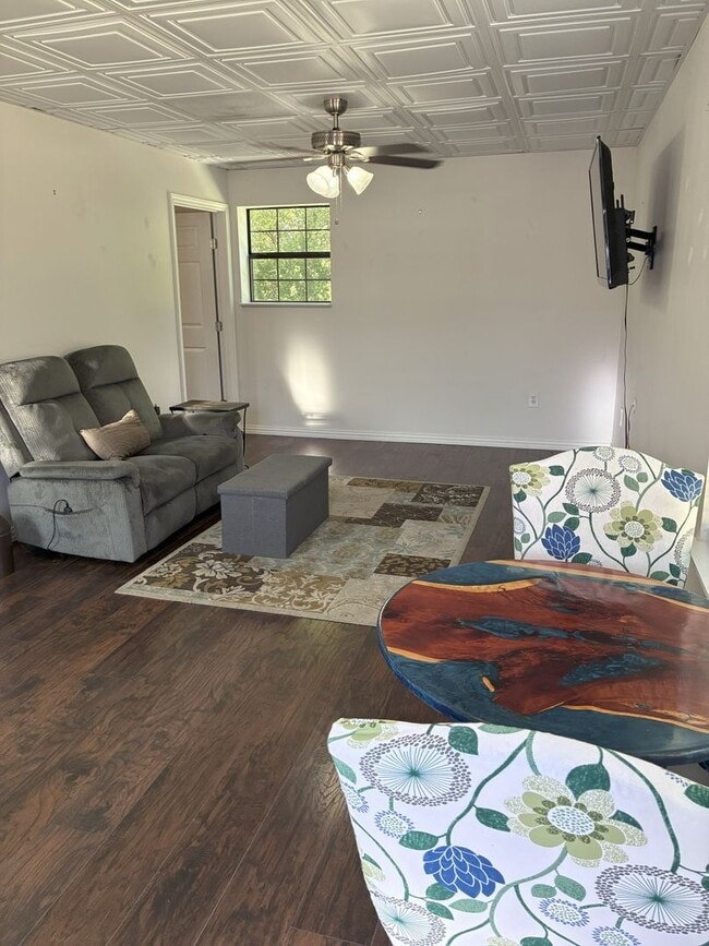 Foto del edificio - Country Living- Studio Unit- 1 Bed, 1 Bath...