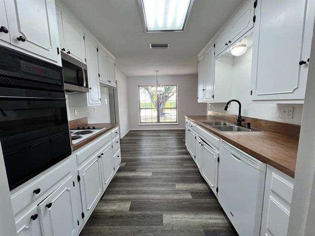 Building Photo - 1228 Tate Cir