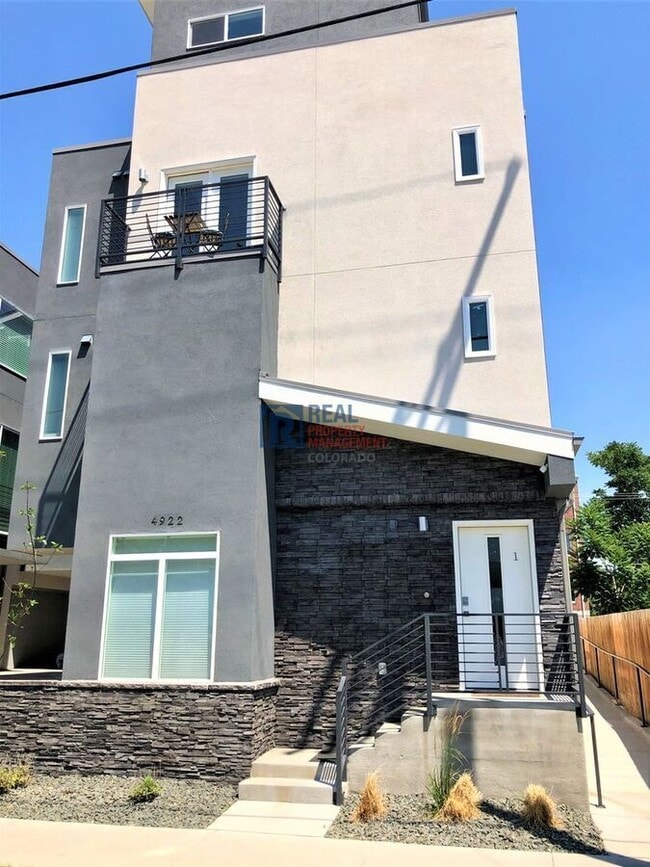 Photo - 4922 Lowell Blvd Townhome