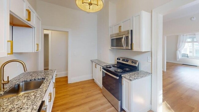 Photo - 121 College Pl Apartment