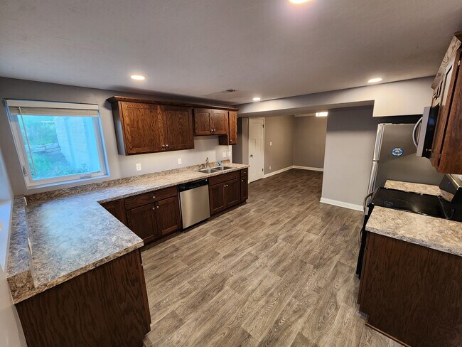 Foto del edificio - 5208 Meredeth St