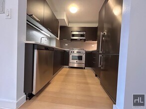 Building Photo - East 39th Street