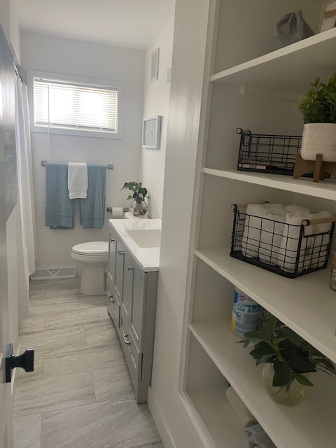 Building Photo - 3207 15th Ave S