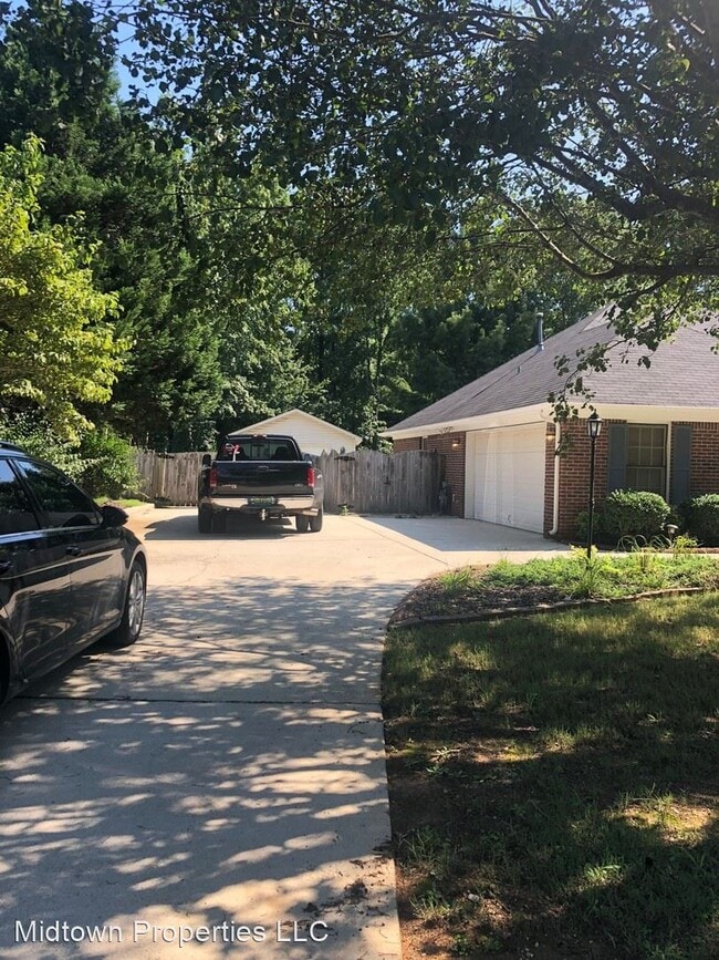 Building Photo - 4 br, 2 bath House - 151 Preswick Pl NW