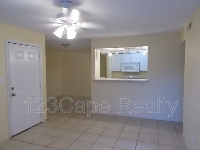 Foto del edificio - 2929 Winkler Ave