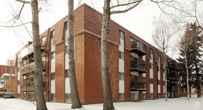 Building Photo - Laurier Manor