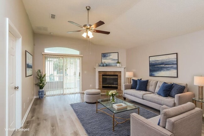 Building Photo - 2978 Centerwood Dr N