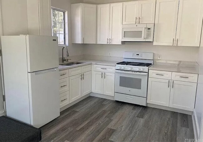 Foto del edificio - 23615 Haynes St