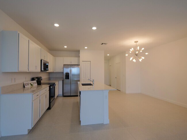 Foto del edificio - 206 SE Woodbark St