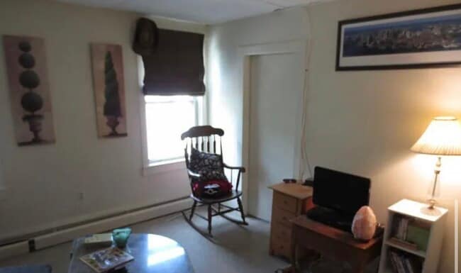 Foto del edificio - 114 W 8th St