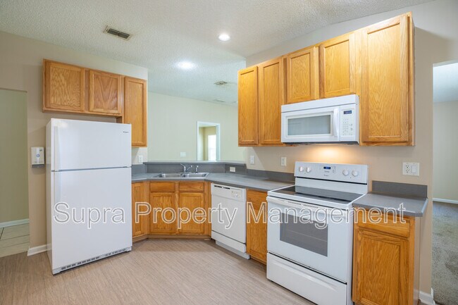 Foto del edificio - 3128 Litchfield Dr