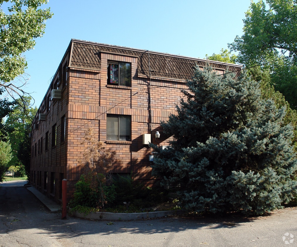 Building Photo - 1016 E 900 S