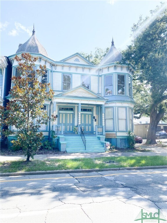 Foto del edificio - 303 E Henry St