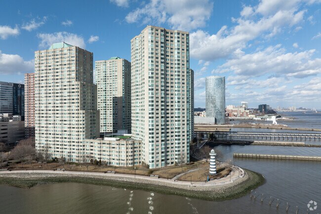 Building Photo - Atlantic