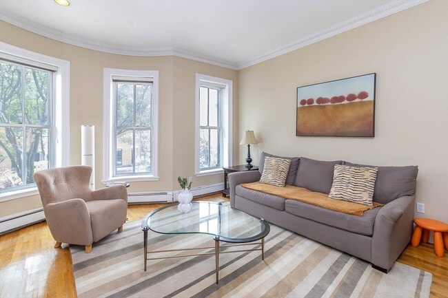 Photo - 17 Dartmouth Street Unit 3 Apartment