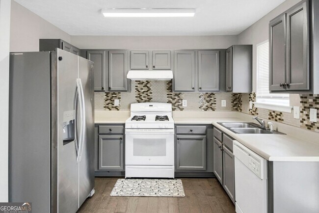 Foto del edificio - 125 Spring Walk Wy