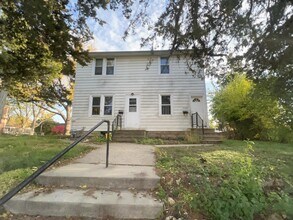 Building Photo - 1550 W 3rd St