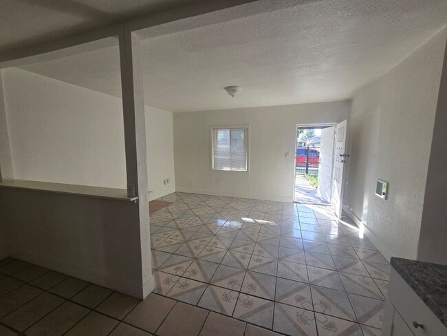 Foto del edificio - Sycamore Rd