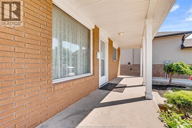Building Photo - 3999 Grand Marais Rd E