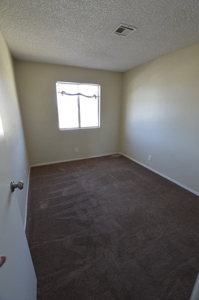 Building Photo - 803 Palo Verde Dr