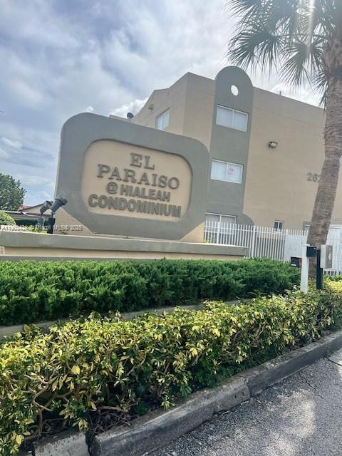 Foto del edificio - 2630 W 76th St