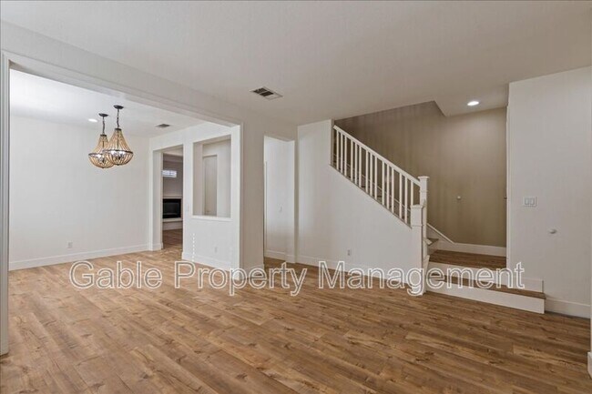 Foto del edificio - 26951 Cape Cod Dr