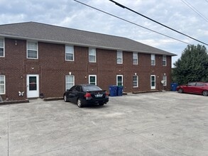 Building Photo - 660 Patterson Branch Rd
