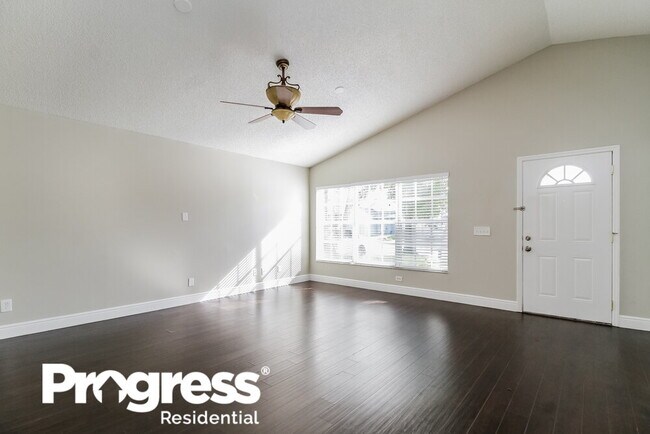 Building Photo - 2640 Woods Edge Cir