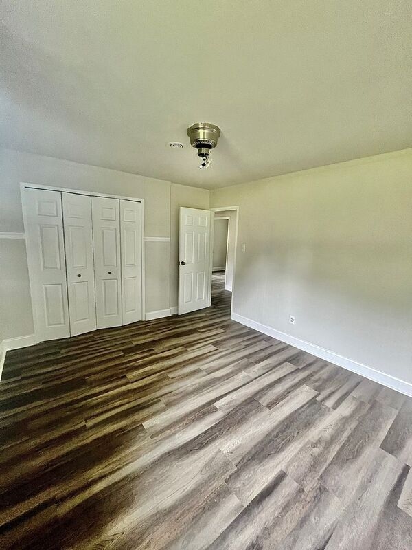 Foto del edificio - 2502 Inman Ave