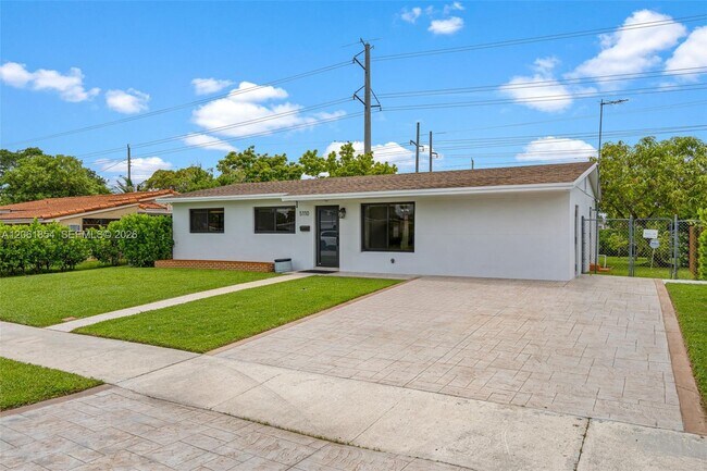 Foto del edificio - 5110 SW 106th Ave