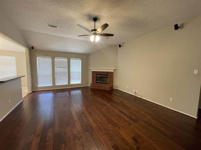 Foto del edificio - 1405 High Crest Dr