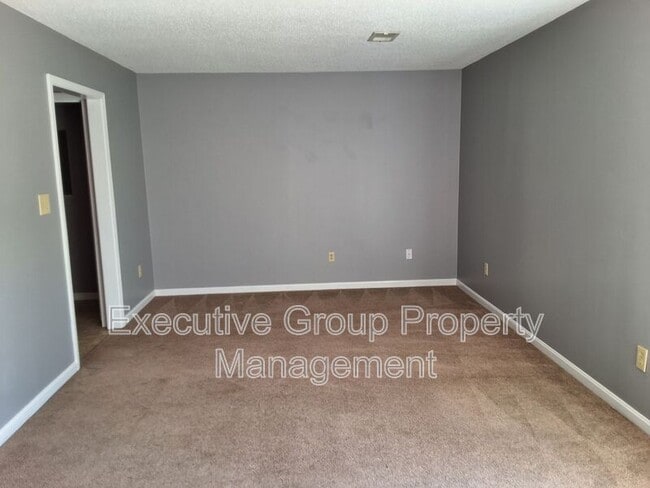 Building Photo - 716-B ROGERSVILLE ROAD