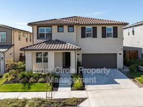 Building Photo - 5624 Sierra Trail Way