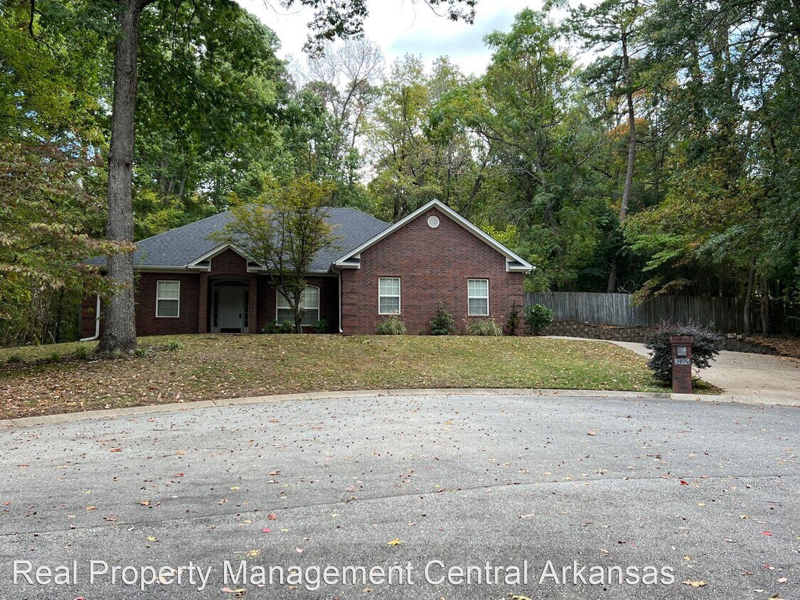 Foto principal - 3 br, 2 bath House - 2406 Oakbrook Cove