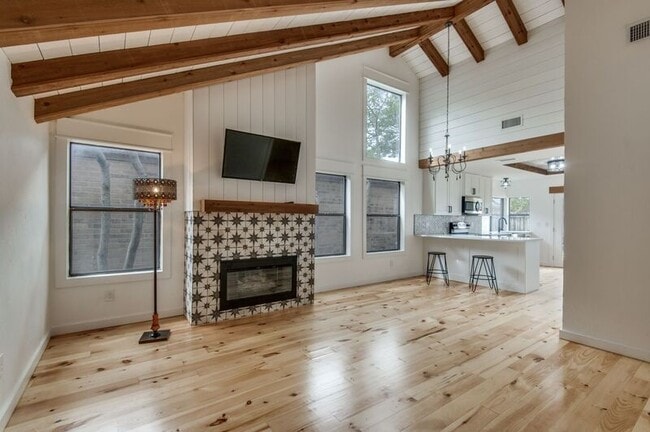 Photo - 4011 Rosser Square House