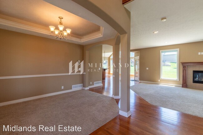 Building Photo - 5 br, 3 bath House - 7943 Legacy Street