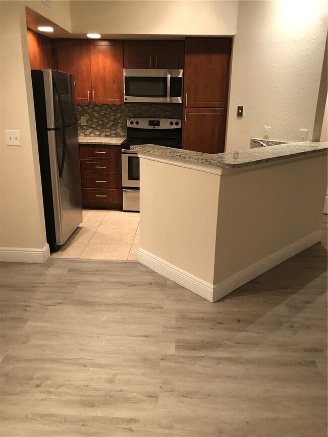 Foto del edificio - 12400 Vista Isles Dr