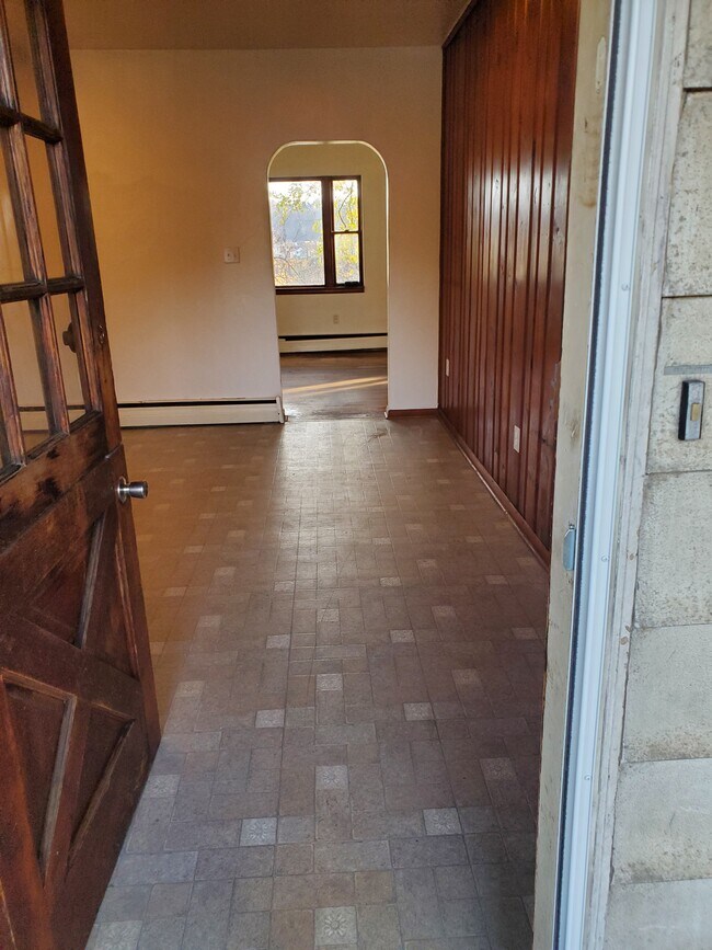 Foto del edificio - 425 Kossuth St