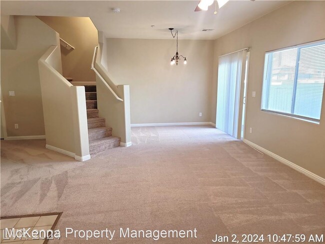 Building Photo - 3 br, 2.5 bath House - 5552 Dueces Wild Ct...