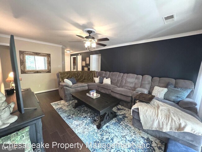 Foto del edificio - 2 br, 2 bath House - 4407 Silverbrook Lane...