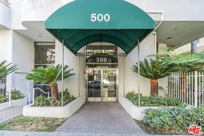 Foto del edificio - 500 S Berendo St