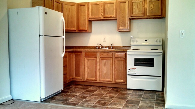 Building Photo - 227 Renner St