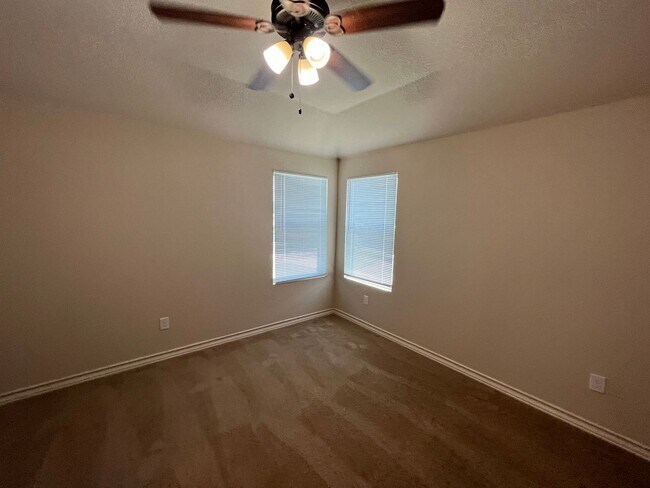 Foto del edificio - 7010 Micayla Cove #101, San Antonio, TX. 7...