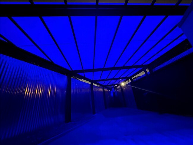 Foto del edificio - 2029 Dunlavy St