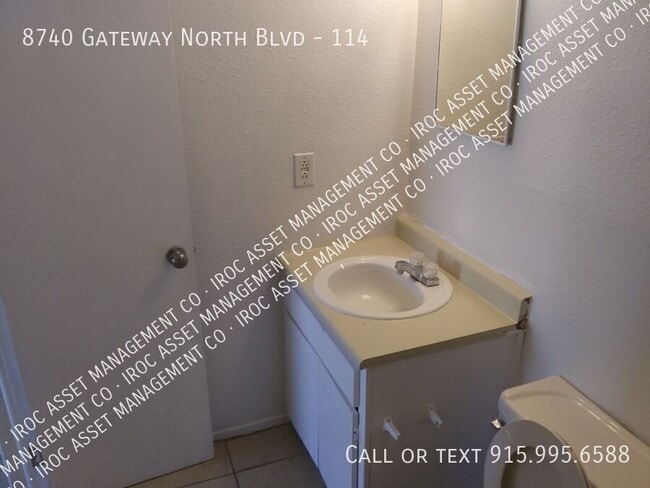 Building Photo - 8740 Gateway N Blvd