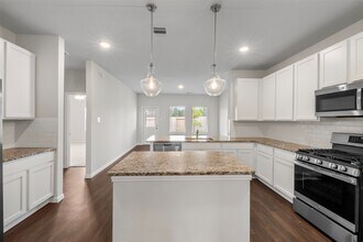 Building Photo - 10783 Sora Dr