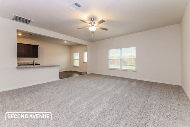 Foto del edificio - 909 Mallorie Ln
